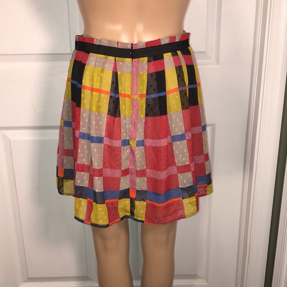 Jessica Simpson Multi-Color Skirt. XS - Picture 4 of 7